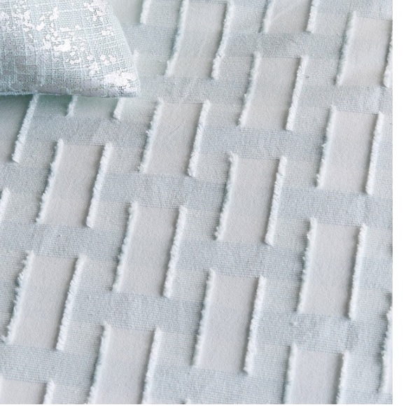 NWT DKNY King Duvet Cover, Refresh, Mist - Picture 4 of 8